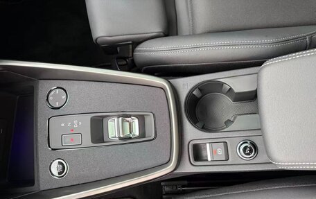 Audi A3, 2023 год, 2 250 000 рублей, 13 фотография