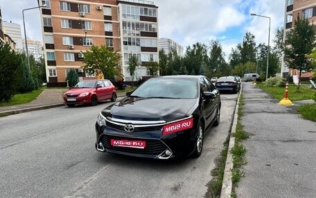 Toyota Camry, 2017 год, 2 050 000 рублей, 1 фотография