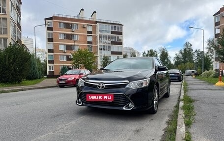 Toyota Camry, 2017 год, 2 050 000 рублей, 9 фотография