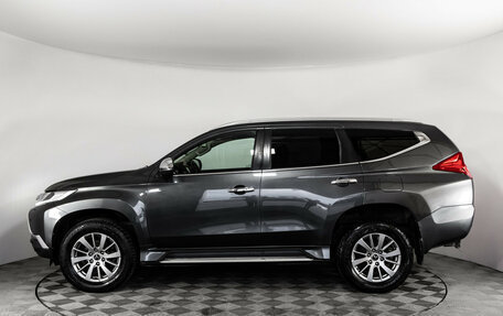 Mitsubishi Pajero Sport III рестайлинг, 2018 год, 2 599 000 рублей, 8 фотография