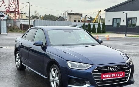 Audi A4, 2020 год, 2 500 000 рублей, 3 фотография