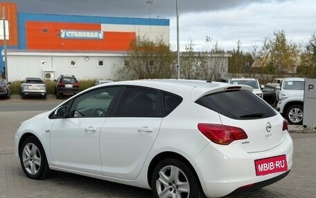 Opel Astra J, 2011 год, 650 000 рублей, 6 фотография