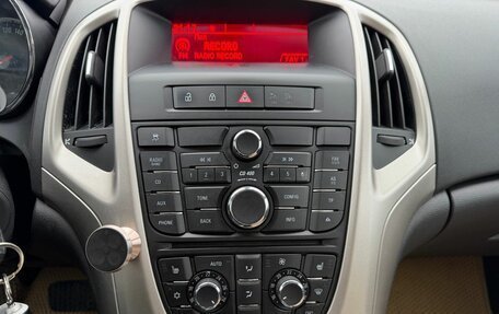 Opel Astra J, 2011 год, 650 000 рублей, 21 фотография