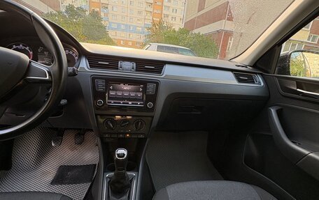 Skoda Rapid I, 2019 год, 1 300 000 рублей, 10 фотография