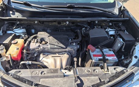 Toyota RAV4, 2018 год, 2 900 000 рублей, 4 фотография