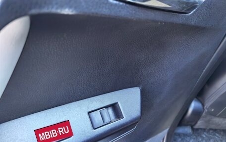 Toyota RAV4, 2018 год, 2 900 000 рублей, 14 фотография