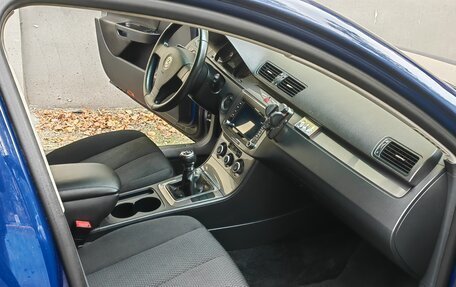 Volkswagen Passat B6, 2009 год, 750 000 рублей, 4 фотография