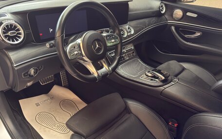 Mercedes-Benz E-Класс, 2019 год, 2 550 000 рублей, 8 фотография