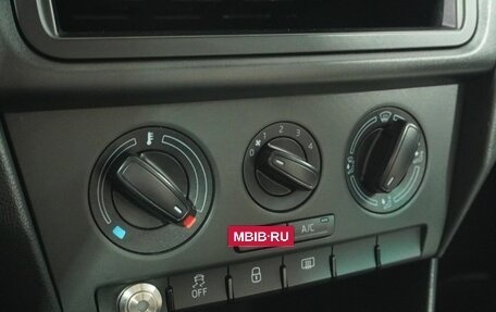 Skoda Rapid I, 2015 год, 855 000 рублей, 13 фотография