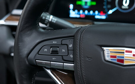Cadillac Escalade V, 2024 год, 14 000 000 рублей, 30 фотография