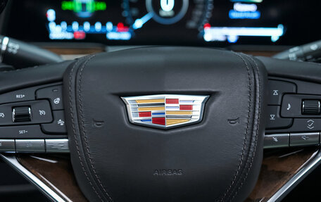 Cadillac Escalade V, 2024 год, 14 000 000 рублей, 32 фотография