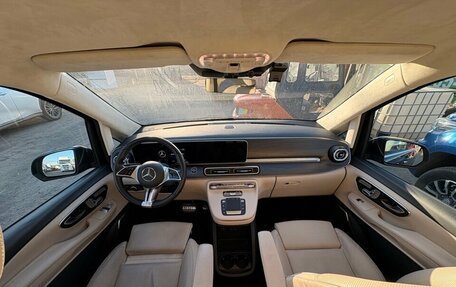 Mercedes-Benz V-Класс, 2024 год, 12 300 000 рублей, 7 фотография