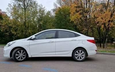 Hyundai Solaris II рестайлинг, 2012 год, 699 990 рублей, 1 фотография
