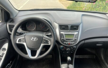 Hyundai Solaris II рестайлинг, 2012 год, 665 000 рублей, 1 фотография