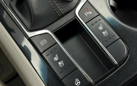 KIA Carnival III, 2018 год, 2 660 000 рублей, 10 фотография