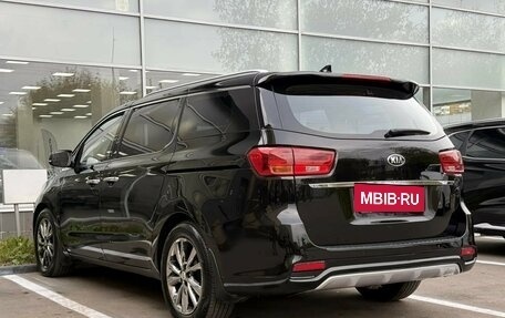 KIA Carnival III, 2018 год, 2 660 000 рублей, 4 фотография
