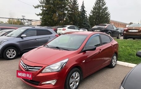 Hyundai Solaris II рестайлинг, 2016 год, 990 000 рублей, 3 фотография