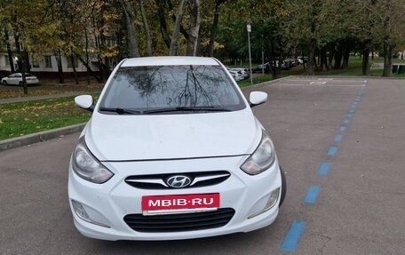 Hyundai Solaris II рестайлинг, 2012 год, 699 990 рублей, 2 фотография