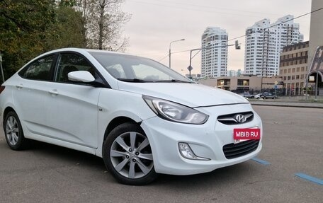 Hyundai Solaris II рестайлинг, 2012 год, 699 990 рублей, 5 фотография