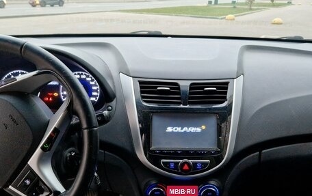 Hyundai Solaris II рестайлинг, 2012 год, 699 990 рублей, 13 фотография