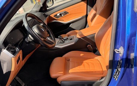 BMW 3 серия, 2019 год, 3 650 000 рублей, 16 фотография
