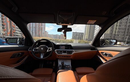 BMW 3 серия, 2019 год, 3 650 000 рублей, 19 фотография