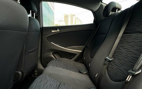 Hyundai Solaris II рестайлинг, 2015 год, 892 300 рублей, 9 фотография