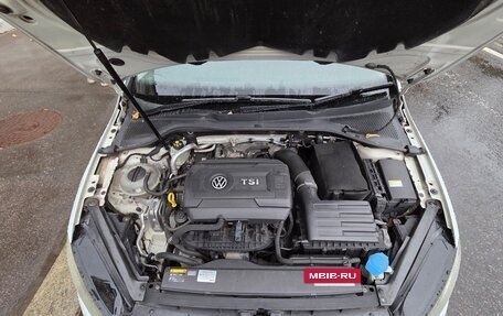 Volkswagen Golf VII, 2016 год, 1 550 000 рублей, 26 фотография
