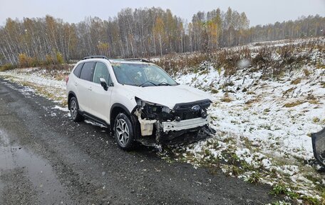 Subaru Forester, 2022 год, 1 880 000 рублей, 7 фотография