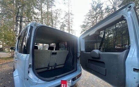 Nissan Cube II, 2002 год, 340 000 рублей, 4 фотография