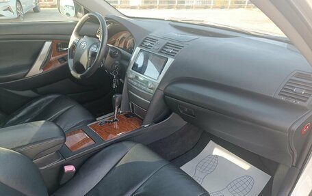 Toyota Camry, 2008 год, 930 000 рублей, 23 фотография