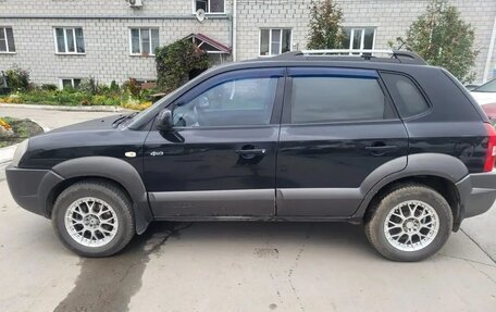 Hyundai Tucson III, 2004 год, 720 000 рублей, 1 фотография