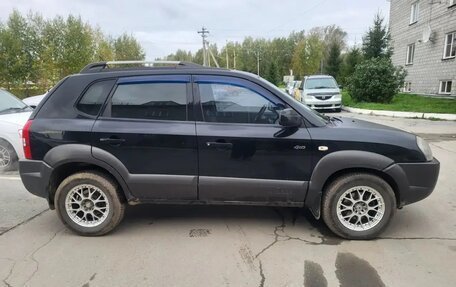 Hyundai Tucson III, 2004 год, 720 000 рублей, 2 фотография