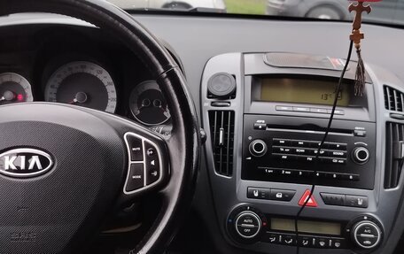 KIA cee'd I рестайлинг, 2008 год, 750 000 рублей, 14 фотография