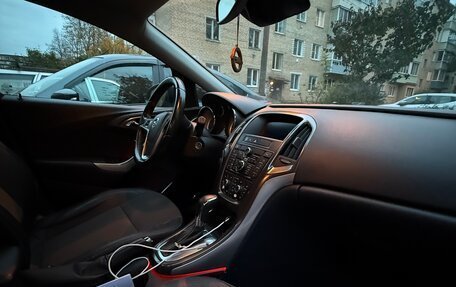 Opel Astra J, 2011 год, 467 000 рублей, 2 фотография