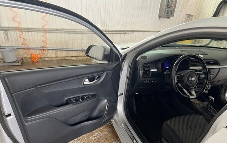 KIA Rio IV, 2017 год, 1 250 000 рублей, 11 фотография