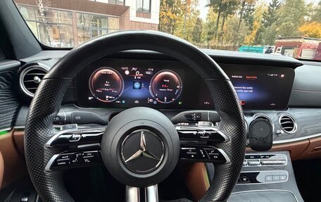 Mercedes-Benz E-Класс, 2021 год, 4 900 000 рублей, 15 фотография