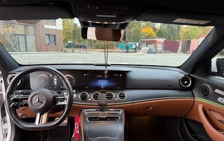 Mercedes-Benz E-Класс, 2021 год, 4 900 000 рублей, 10 фотография