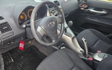 Toyota Auris II, 2007 год, 550 000 рублей, 12 фотография