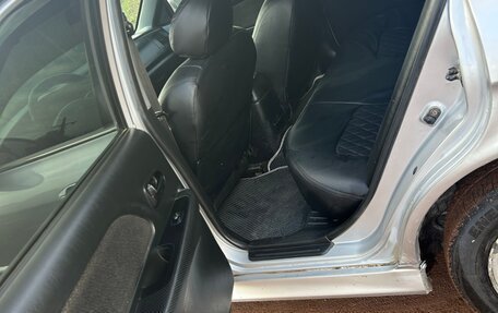 Hyundai Sonata IV рестайлинг, 2005 год, 215 000 рублей, 11 фотография
