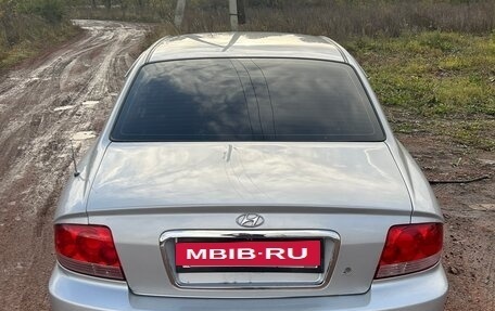 Hyundai Sonata IV рестайлинг, 2005 год, 215 000 рублей, 5 фотография