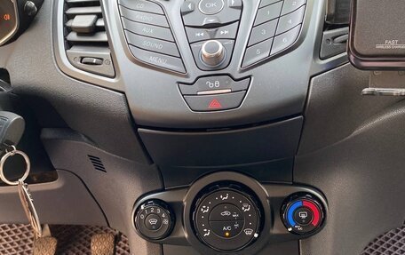 Ford Fiesta, 2016 год, 880 000 рублей, 20 фотография