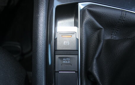 Volkswagen Tiguan II, 2019 год, 1 997 000 рублей, 25 фотография