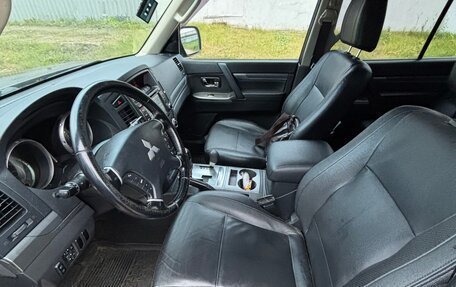 Mitsubishi Pajero IV, 2013 год, 2 100 000 рублей, 7 фотография