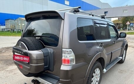 Mitsubishi Pajero IV, 2013 год, 2 100 000 рублей, 3 фотография
