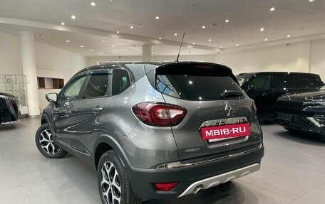 Renault Kaptur I рестайлинг, 2018 год, 1 797 000 рублей, 4 фотография