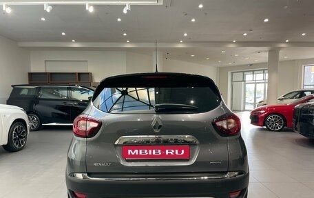 Renault Kaptur I рестайлинг, 2018 год, 1 797 000 рублей, 5 фотография