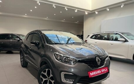 Renault Kaptur I рестайлинг, 2018 год, 1 797 000 рублей, 3 фотография