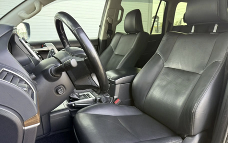 Toyota Land Cruiser Prado 150 рестайлинг 2, 2021 год, 6 400 000 рублей, 15 фотография