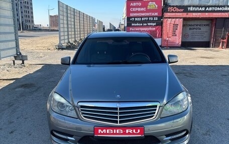 Mercedes-Benz C-Класс, 2010 год, 1 150 000 рублей, 1 фотография